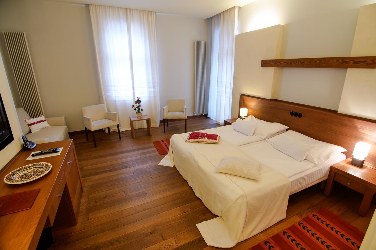 Hotel Pacsirta Совата Екстер'єр фото