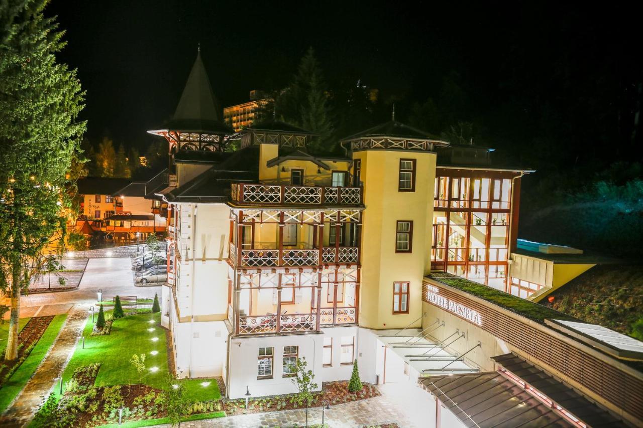 Hotel Pacsirta Совата Екстер'єр фото